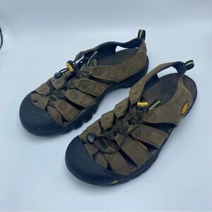 Keen Newport Brown Leather Men’s Hiking Water Sandals